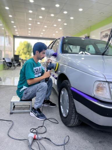 عکس آکادمی آموزش تشخیص رنگ محسن فریدونی