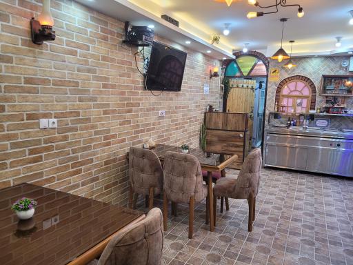 عکس فلافل سرای سنتی و کافه شبستان