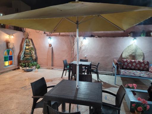 عکس فلافل سرای سنتی و کافه شبستان