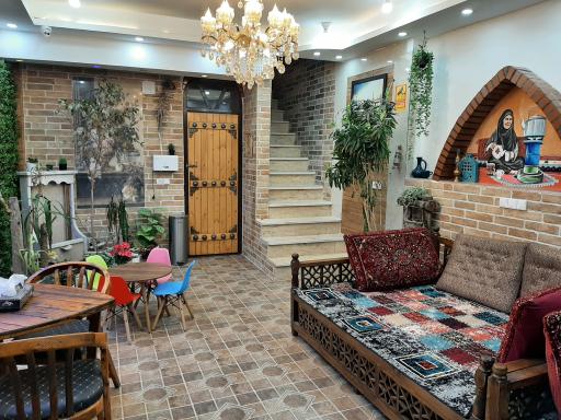 عکس فلافل سرای سنتی و کافه شبستان