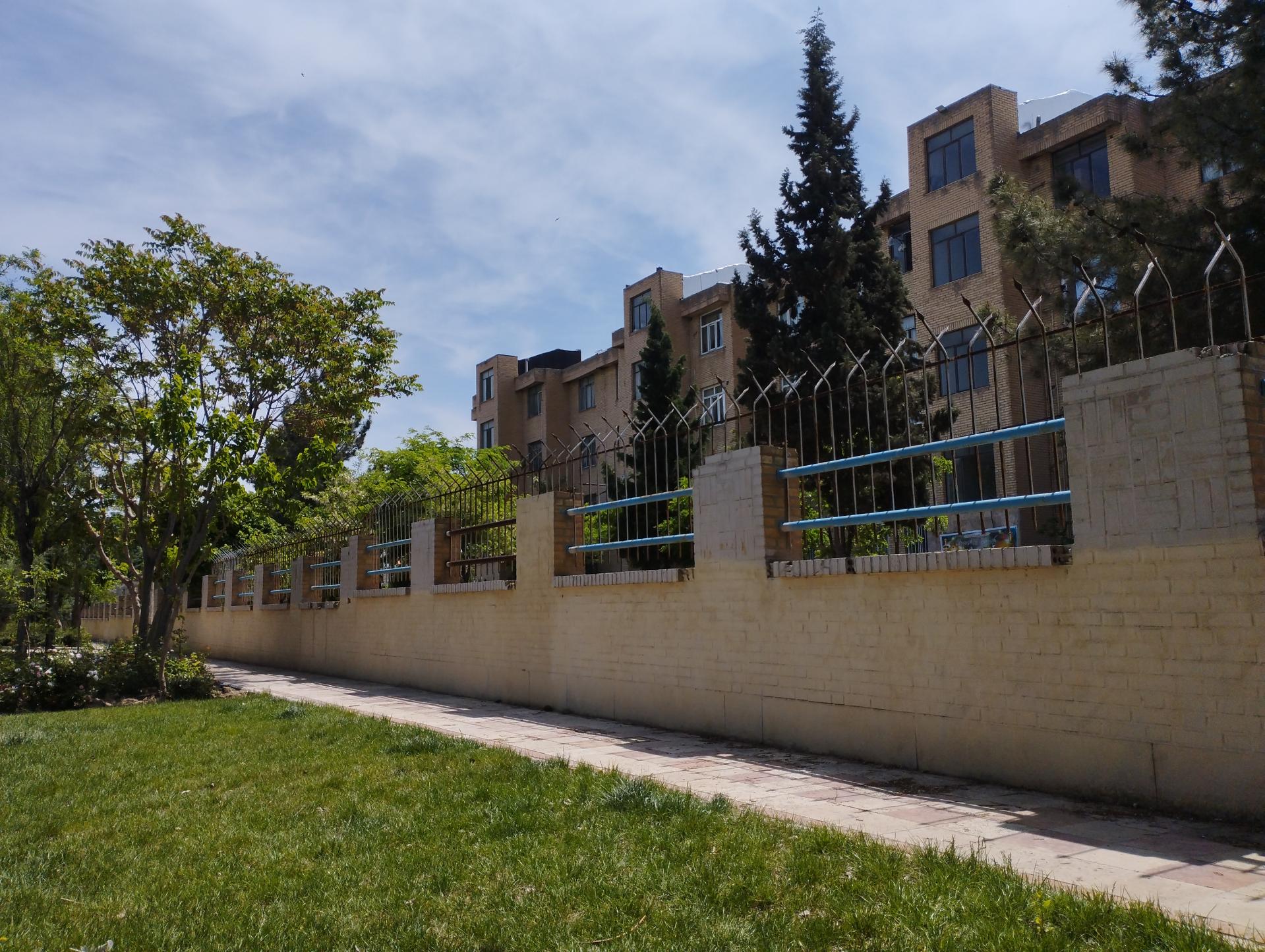 عکس مجتمع مسکونی 240 واحدی فرهنگیان