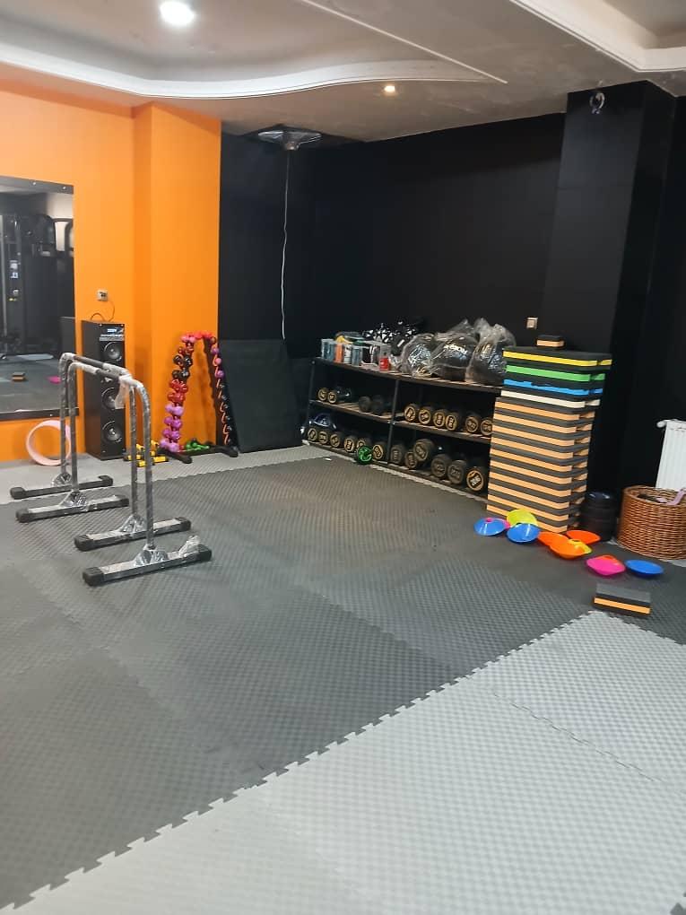 عکس باشگاه ورزشی بانوان النار