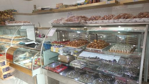 عکس قنادی ستاره شب