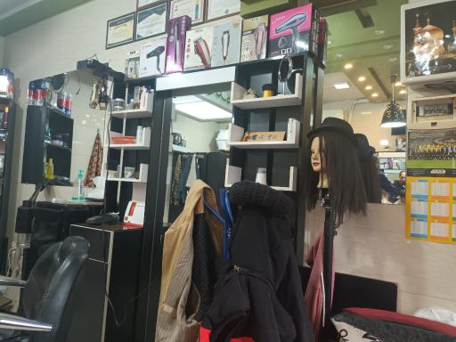 عکس آرایشگاه مردانه موکده