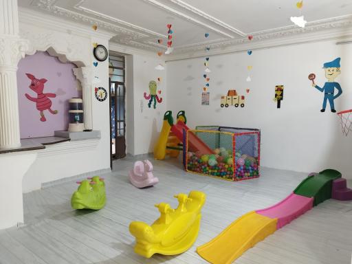 عکس مهدکودک و پیش دبستانی گلچین ملائک 