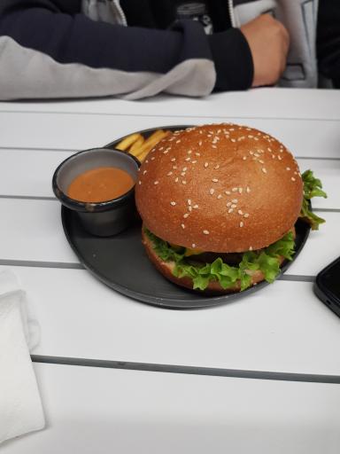 فست فود تترا