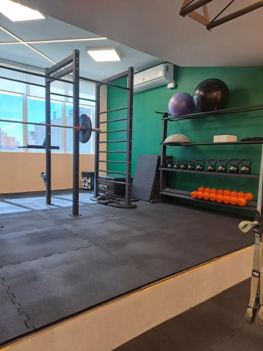 عکس باشگاه کراسفیت سلین ۳