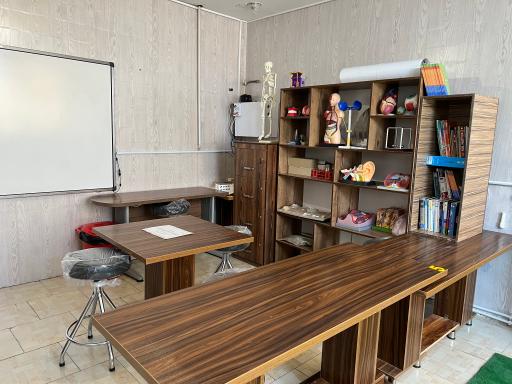 عکس دبیرستان دخترانه خورشید متوسطه اول