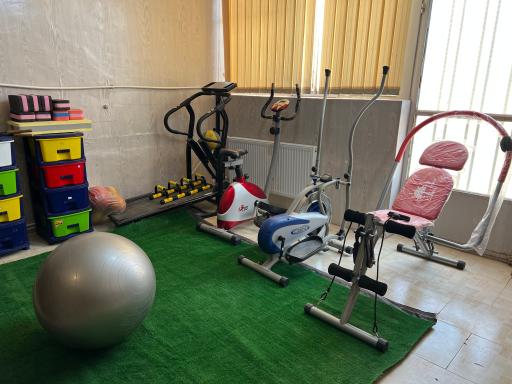 عکس دبیرستان دخترانه خورشید متوسطه اول