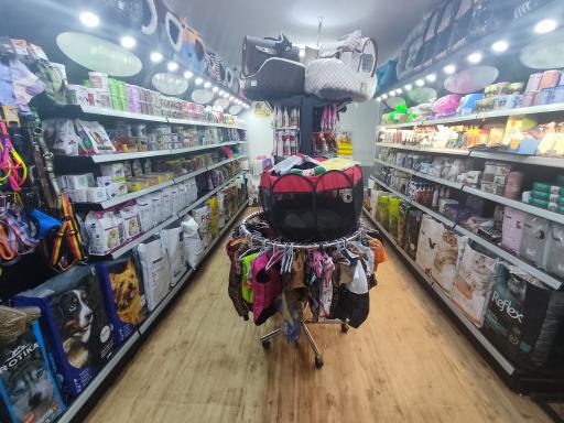 عکس کلینیک دامپزشکی  و پت شاپ پرشین