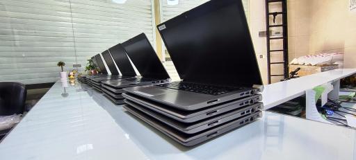 عکس فروشگاه لپ تاپ کاوه