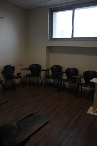 عکس اموزشگاه زبان فرگویان