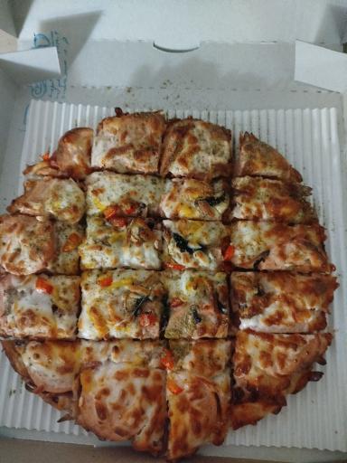 عکس کافه رستوران و فست فود دنج