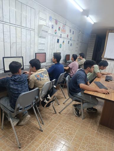عکس آموزشگاه کامپیوتر عصر داده