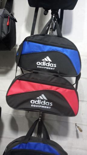 عکس کارگاه تولیدی کیف