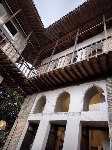 عکس هتل و رستوران هفت پیکر (خانه باقری ها)