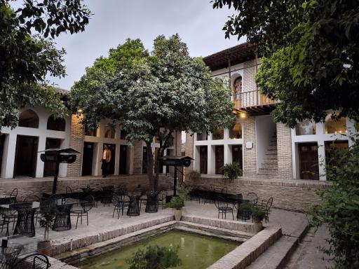 عکس هتل و رستوران هفت پیکر (خانه باقری ها)