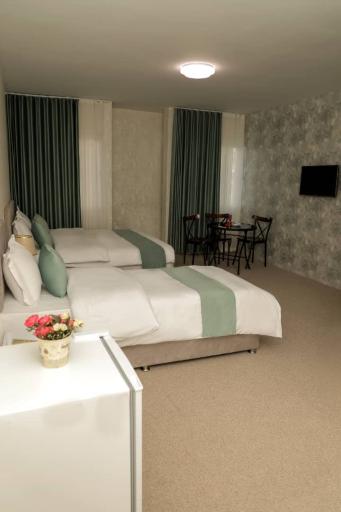 هتل ایران زمین