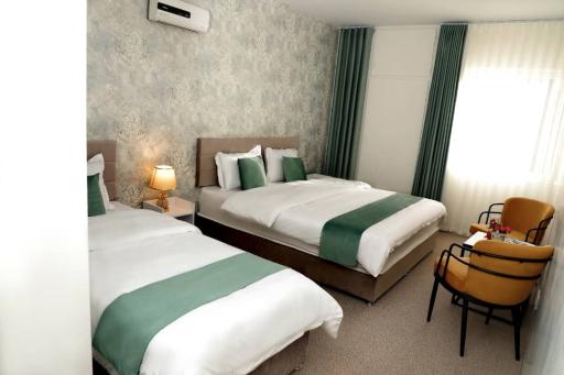 هتل ایران زمین