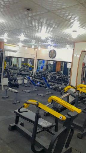 عکس باشگاه بدنسازی دژ