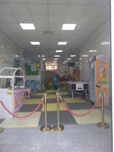 عکس خانه بازی آسمان آبی 