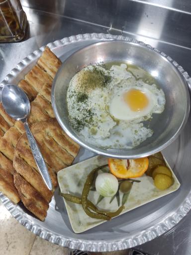 عکس کافه صبحانه فرندز