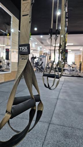 عکس باشگاه بدنسازی بانوان آسنا