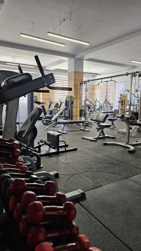 عکس باشگاه بدنسازی بانوان آسنا