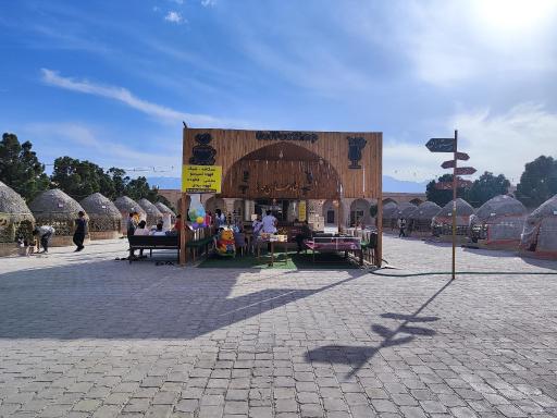 عکس هتل رستوران شاه عباسی مهریز