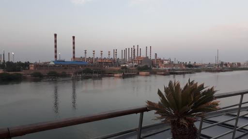 عکس پالایشگاه نفت آبادان