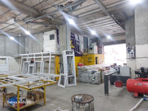 عکس اطمینان88 تولید کننده انواع دروپنجره دوجداره