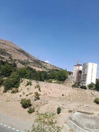 عکس برج یاس