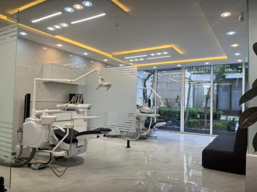 عکس کلینیک دندانپزشکی سیب