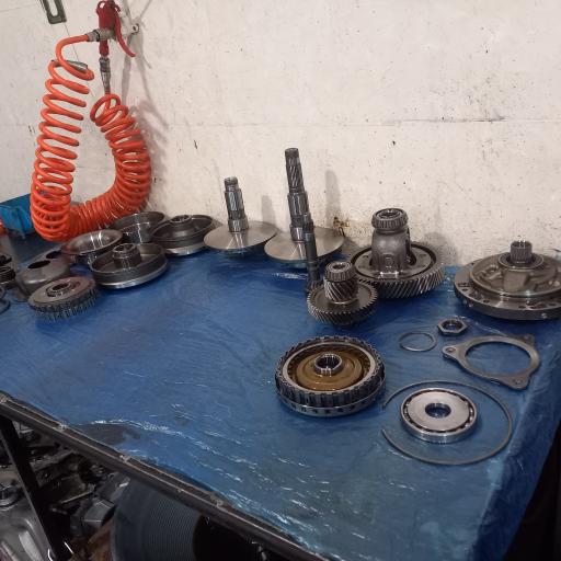 عکس تعمیرات تخصصی گیربکس های اتوماتیک نیوکار