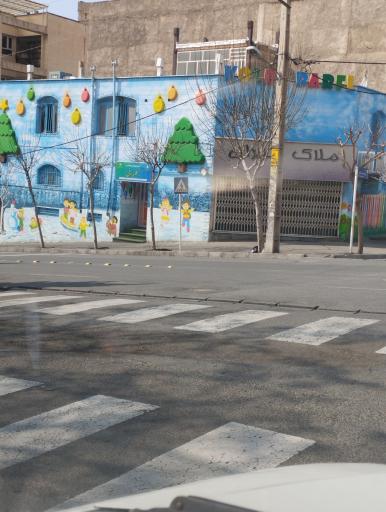 عکس پیش دبستانی کلبه برفی 