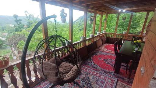 عکس کلبه چوبی کوهستان