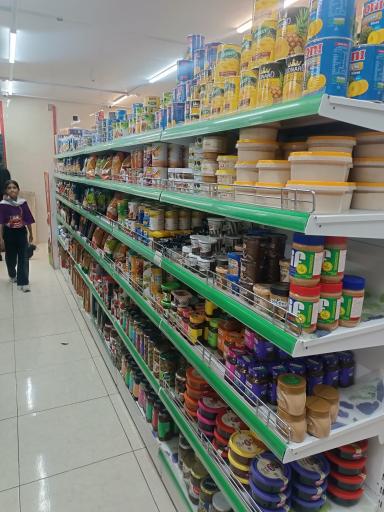 عکس شیک مارکت شمال شهر