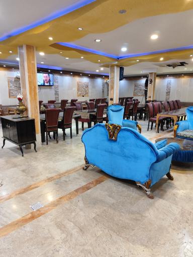 عکس باغ رستوران نوروزی وینه