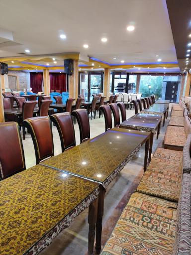 عکس باغ رستوران نوروزی وینه