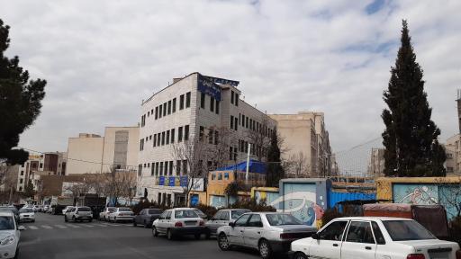 عکس دبستان و دبیرستان دوره اول المهدی (عج)