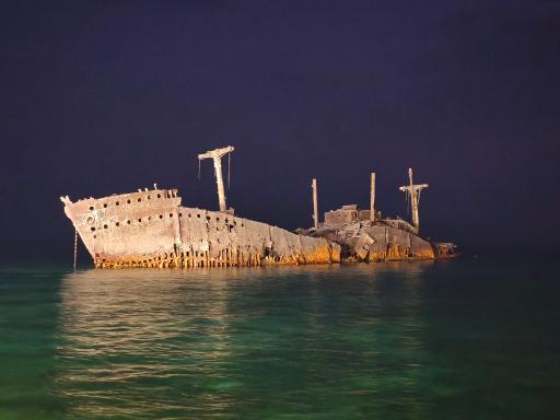 عکس کشتی یونانی