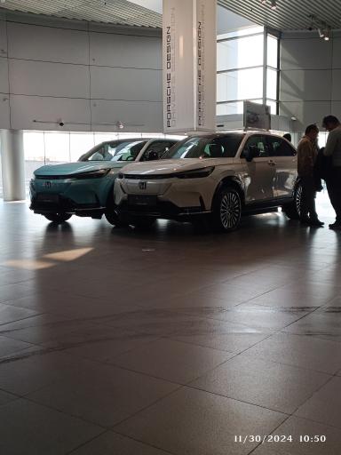 عکس معین خودرو