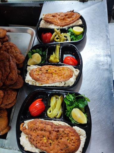 عکس فست فود اکورا سروش