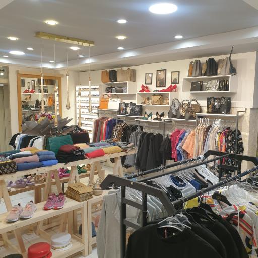 عکس مزون شیرین شاهنگی