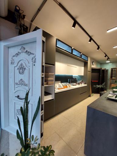 عکس درب و دکوراسیون قنبریان