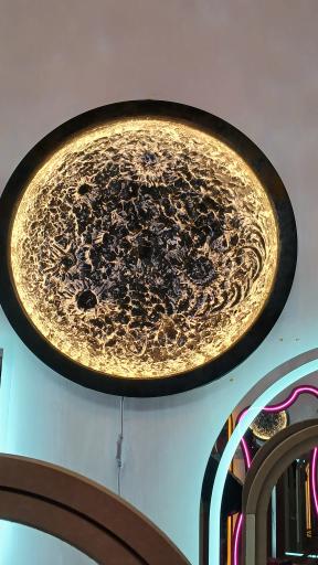 عکس شیشه اتومبیل کریمی