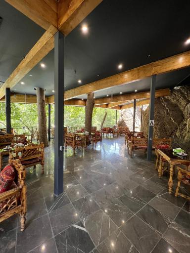 رستوران مهستان