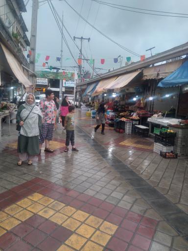 عکس بازار روز محلی فریدونکنار