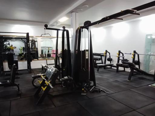 عکس باشگاه بدنسازی فیلافیت 