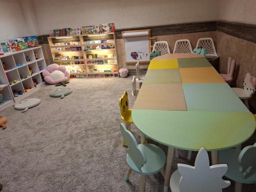 عکس خانه کودک و قرآن رویان